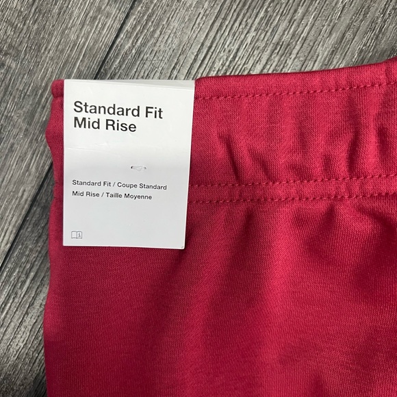 Women’s Nike Plus Size Sweatpants - Picture 3 of 3